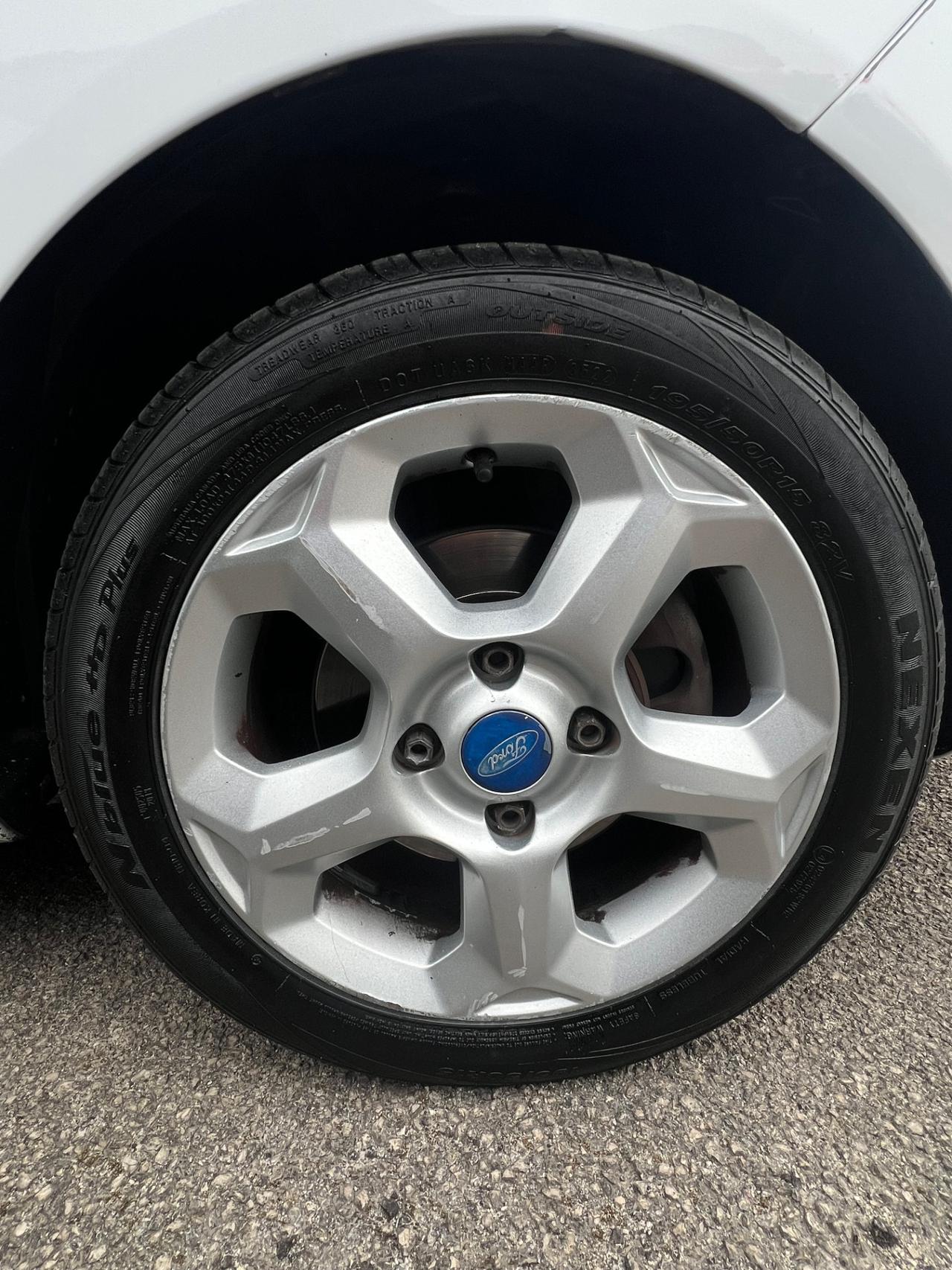 Ford Fiesta 1.4 TDCi 70CV 3 porte Titanium
