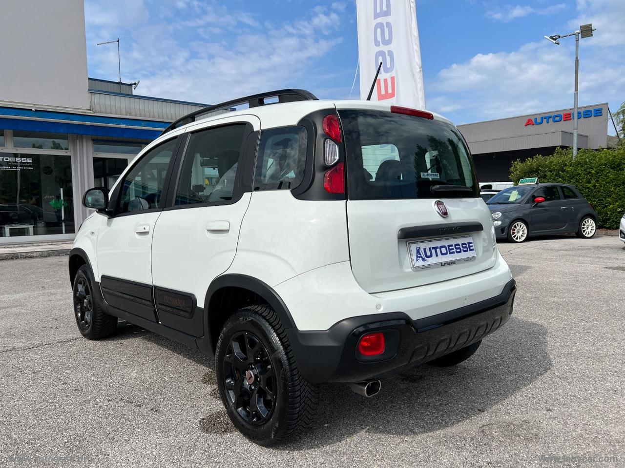 FIAT Panda 0.9 T.Air S&S 4x4 Trussardi