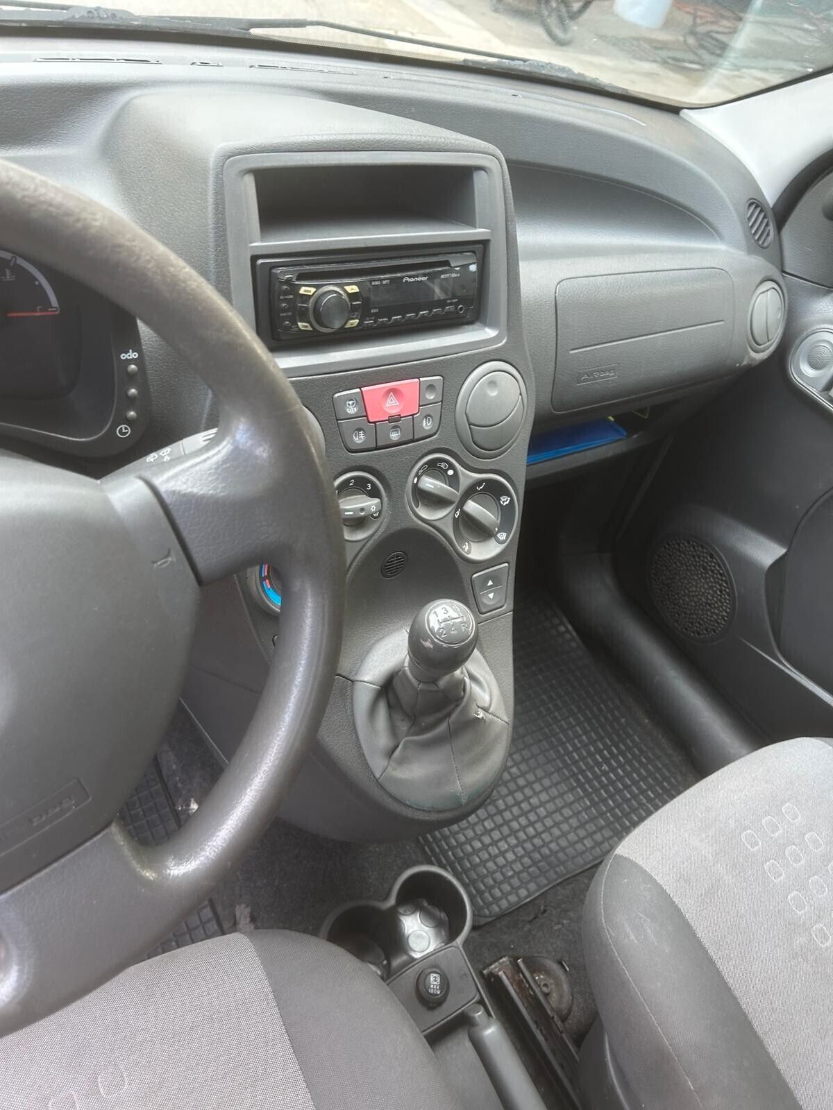 Fiat Panda 2012 photo 5