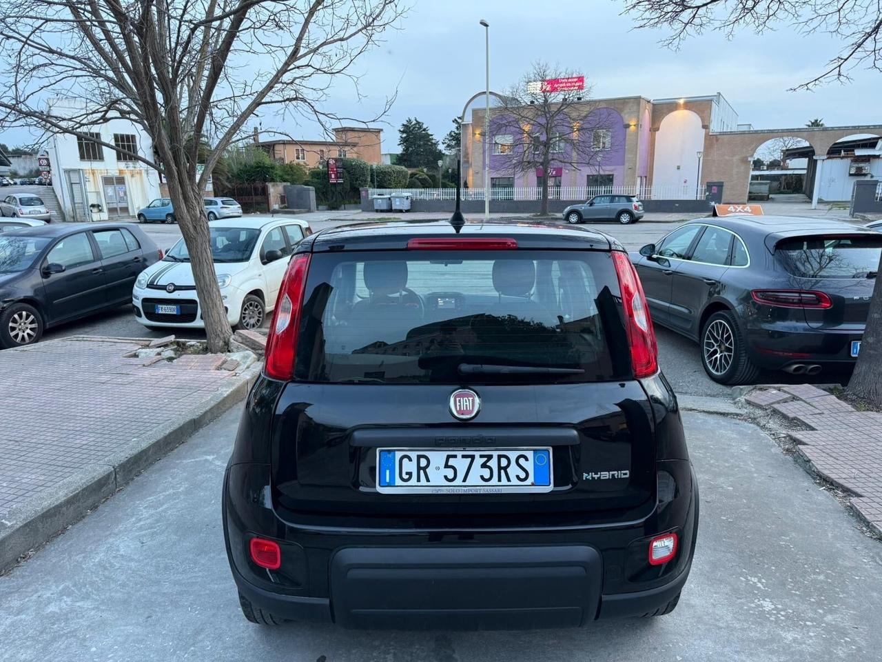 Fiat Panda KM.28.000 1.0 HYBRID 10/2023