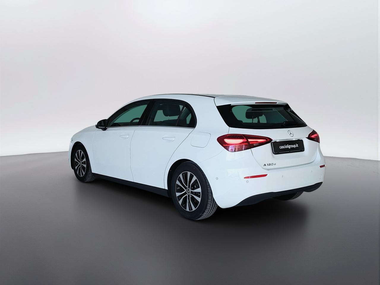 Mercedes-Benz Classe A - W177 2023 - A 180 d Advanced auto