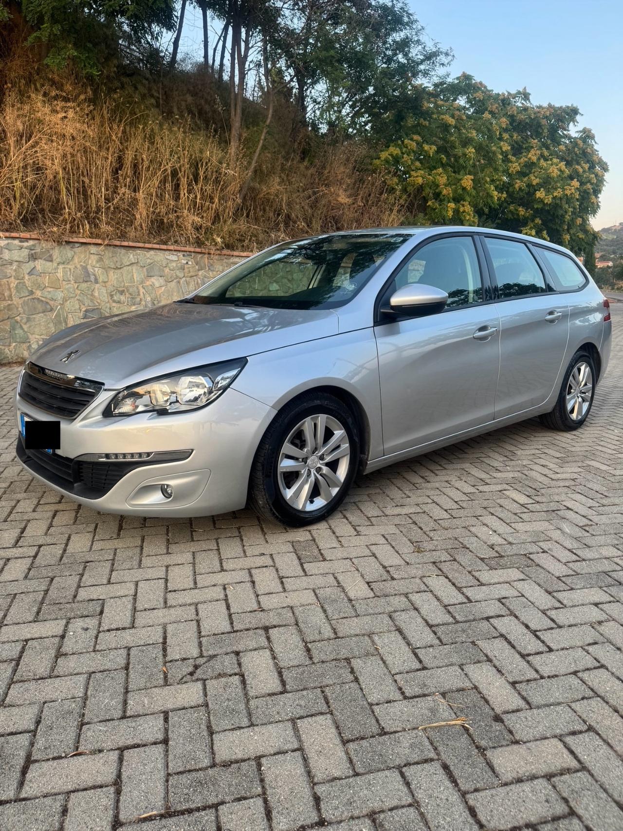Peugeot 308 1.6 HDi 92Cv Business Sw 2015