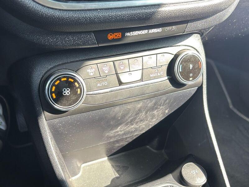 Ford Fiesta 1.0 EcoBoost Hybrid 125CV Titanium
