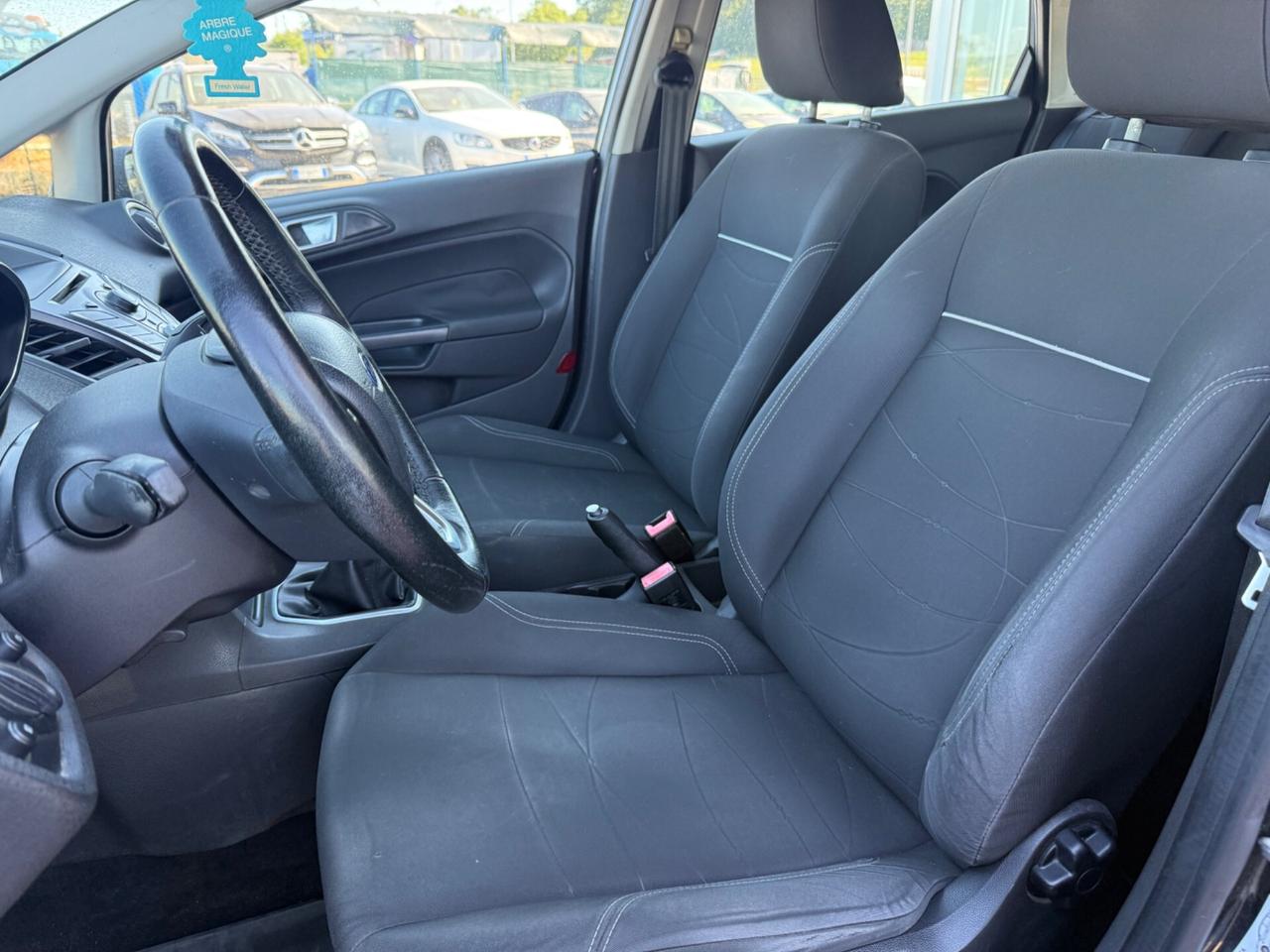 Ford Fiesta 1.5 TDCi 75CV 5 porte Titanium