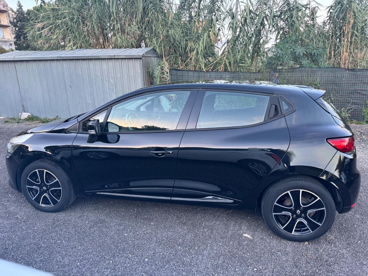 Renault Clio 1.5 dCi 8V 75CV 5 porte Wave