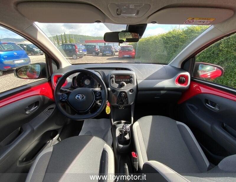 Toyota Aygo 2ª serie Connect 1.0 VVT-i 72 CV 5 porte x-play