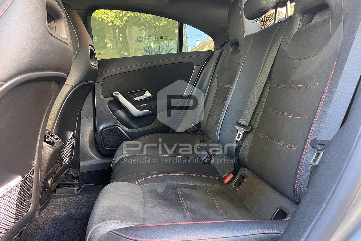 MERCEDES CLA 200 d Automatic Premium