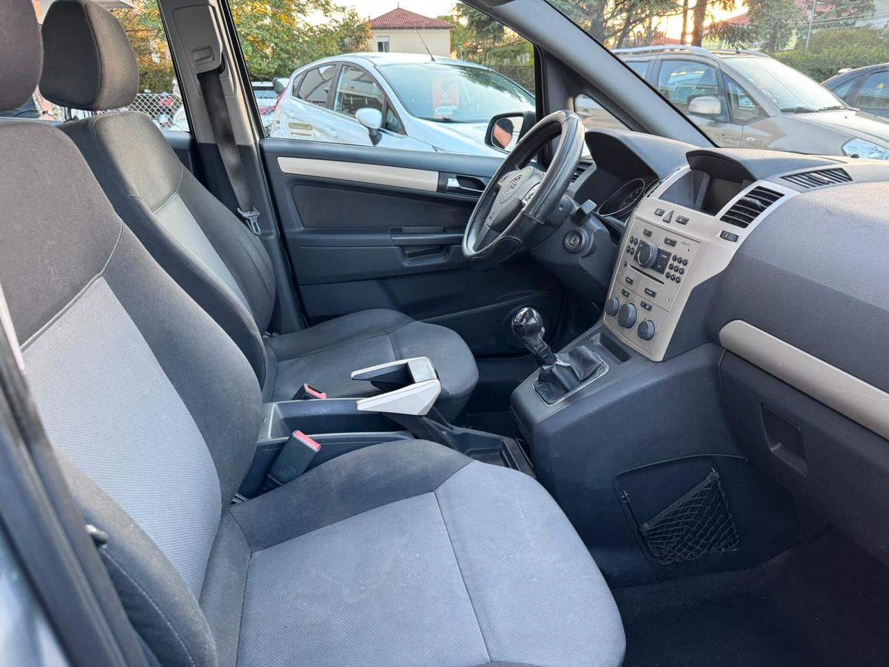 Opel Zafira 1.6 16V ecoM 94CV Cosmo