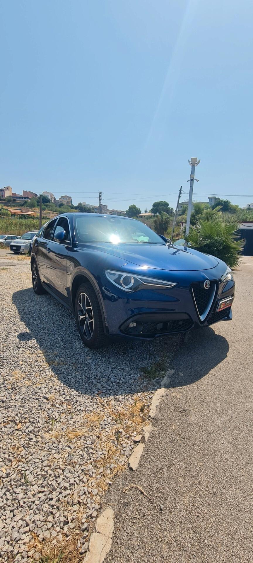 Alfa Romeo Stelvio 2.2 Turbodiesel 190 CV AT8 Q4 Super