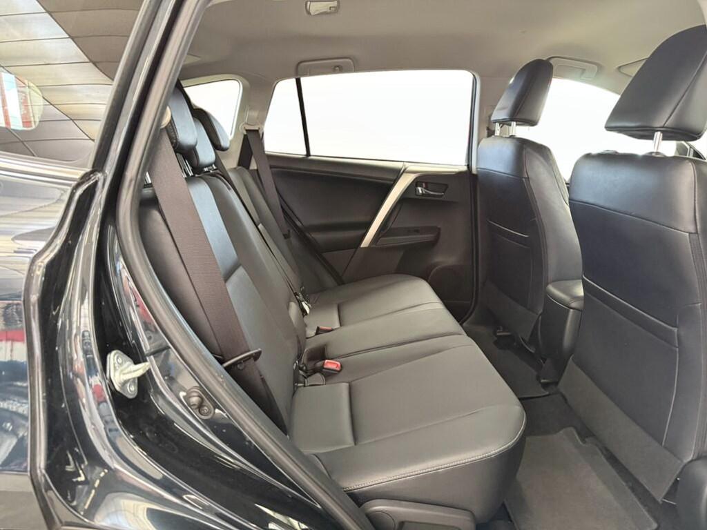 Toyota RAV4 5 Porte 2.2 D-CAT Lounge 4WD Auto