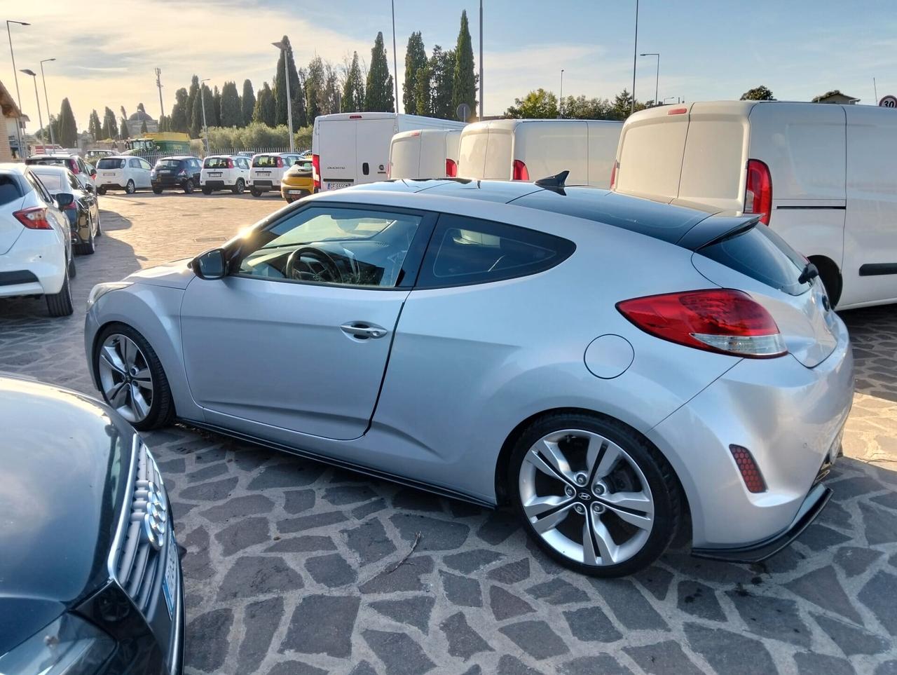 Hyundai Veloster 1.6 GDI Sport gpl
