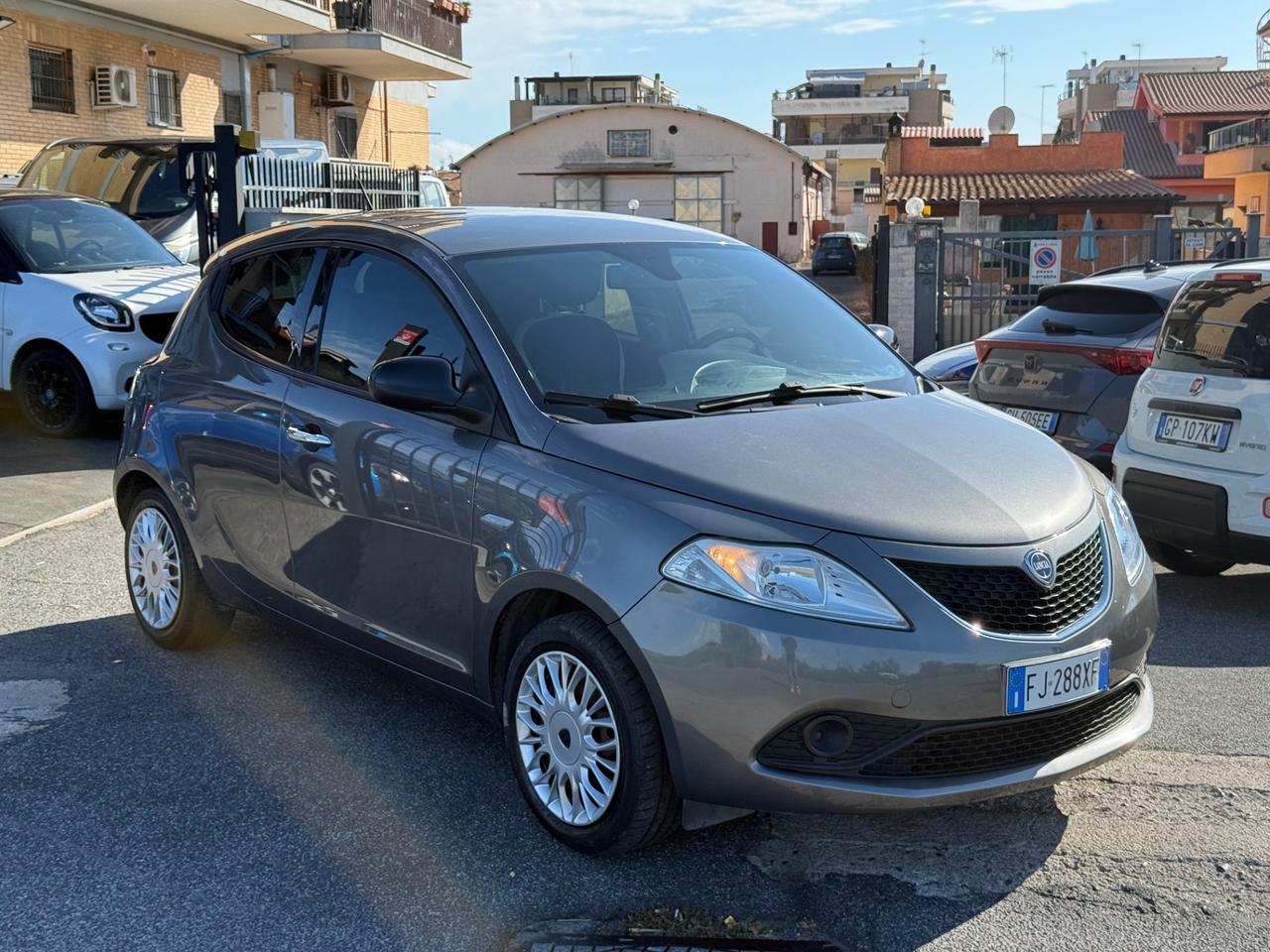 Lancia Ypsilon 1.3 MJT 95cv Gold