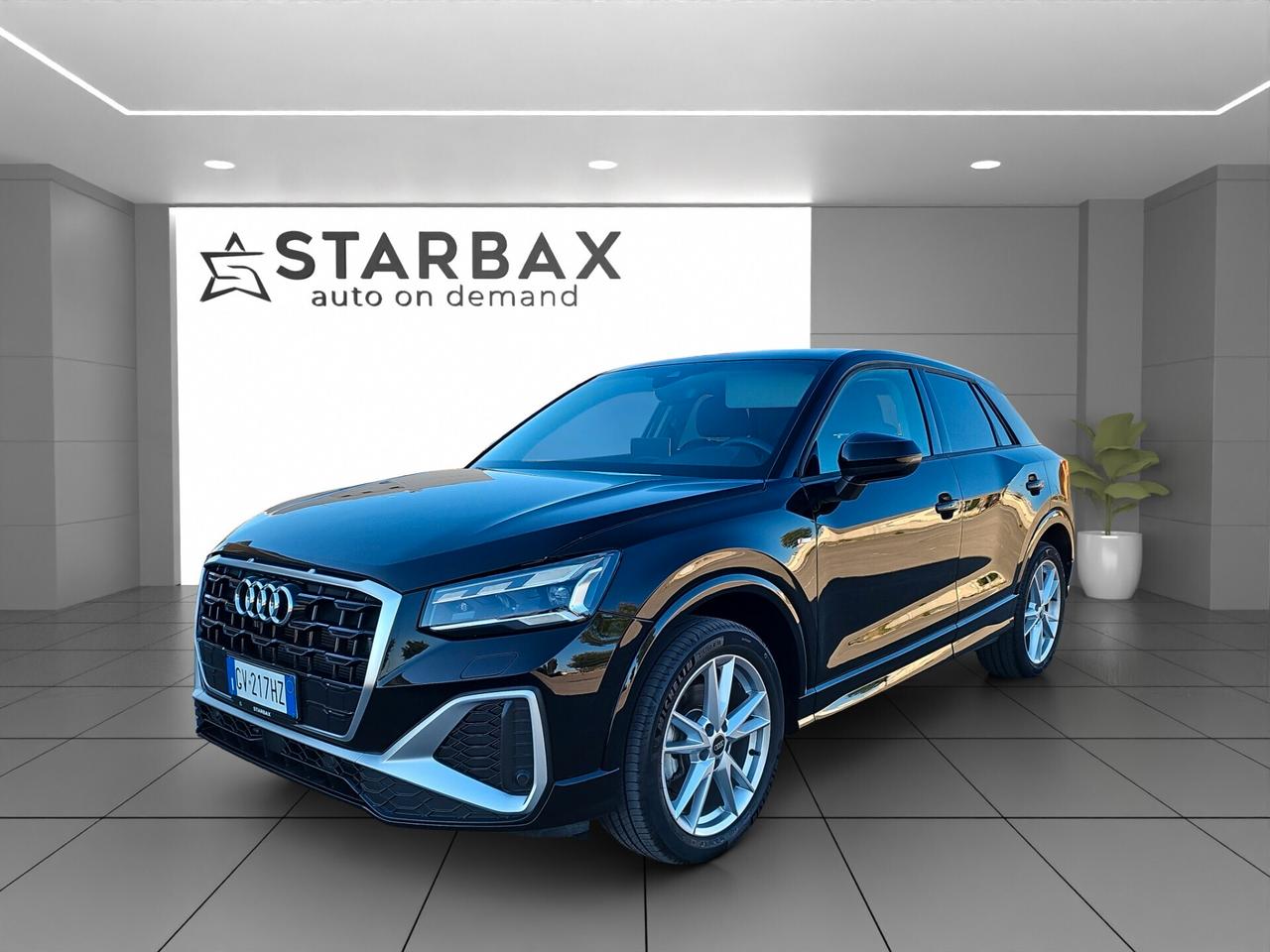 Audi Q2 35 TDI S LINE Identity Black