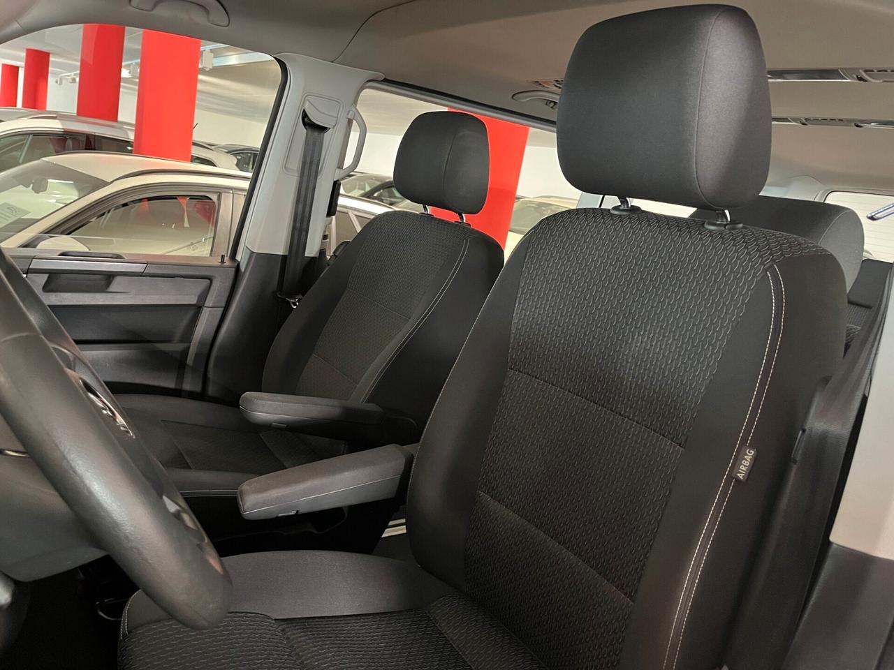 Volkswagen Multivan T6 2.0 TDI letto 6 posti 150 CV gancio DSG Euro 6