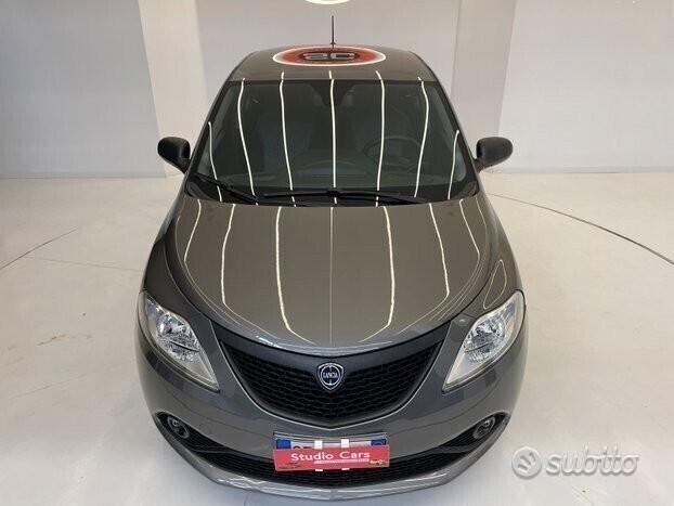 Lancia Ypsilon 1.0 FireFly Hybrid Silver S&S 70CV