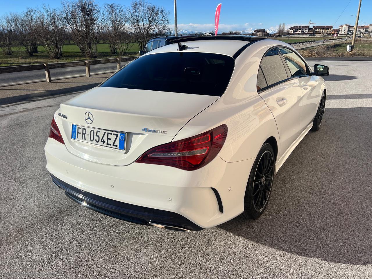 MERCEDES-BENZ CLA 200 d 4Matic Automatic Premium TETTO CAMERA STUPENDA