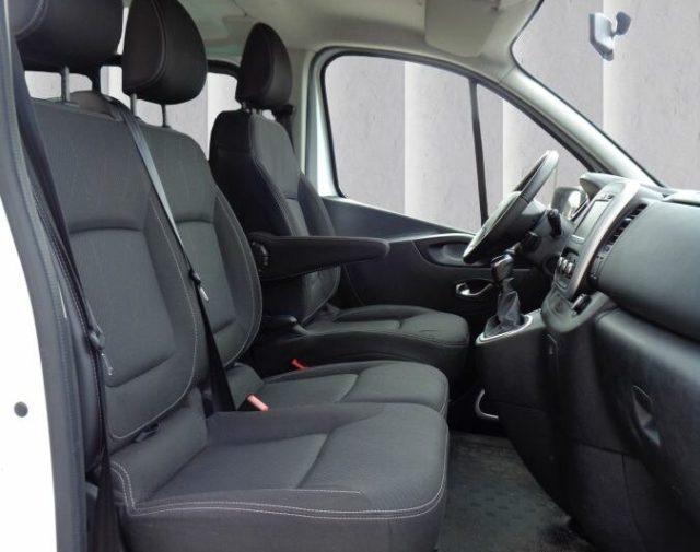 RENAULT Trafic 2000 DCI ZEN 120 CV L2H1 9 POSTI