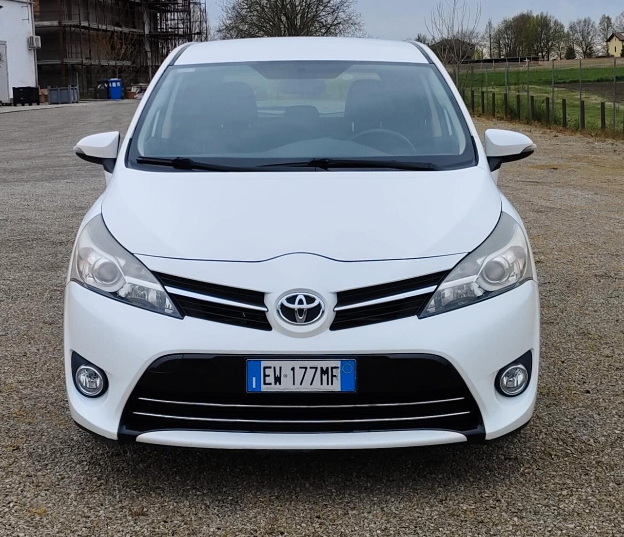 Toyota Verso 1.6 D-4D Style 7 posti