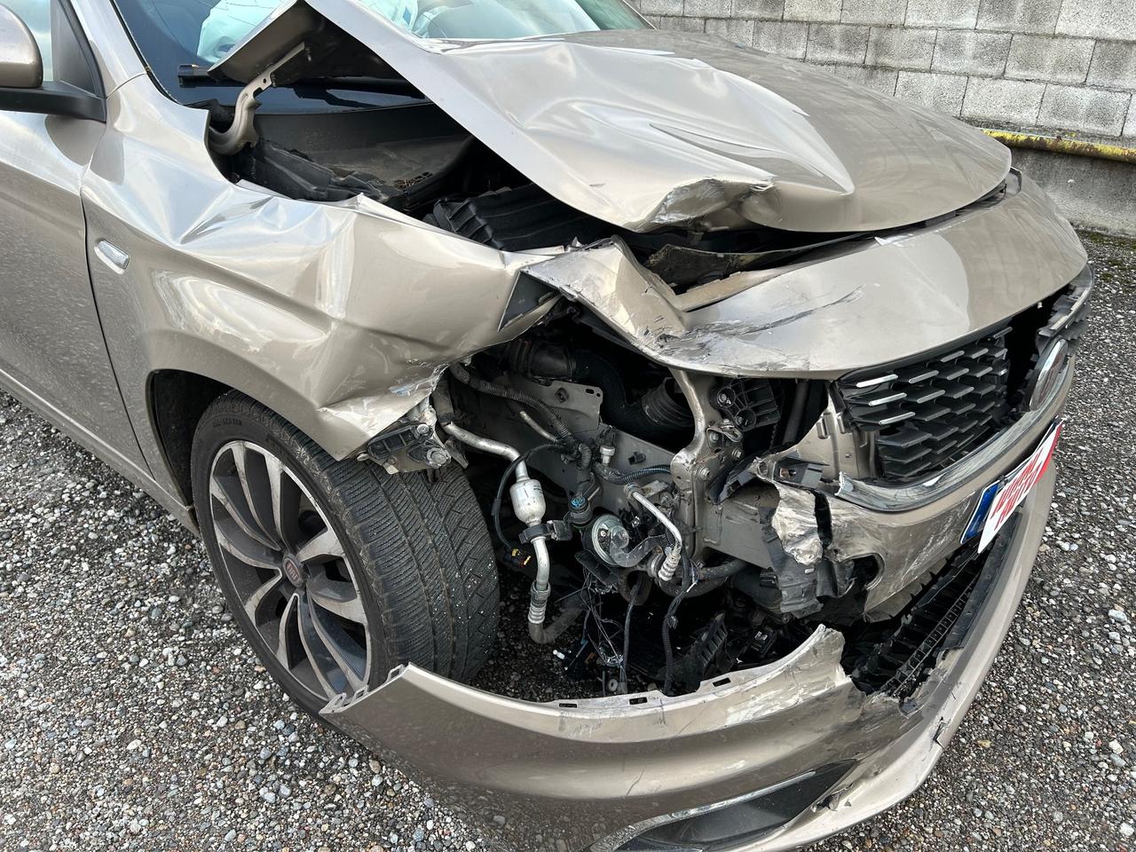 Fiat Tipo 1.6 Mjt S&S SW Lounge