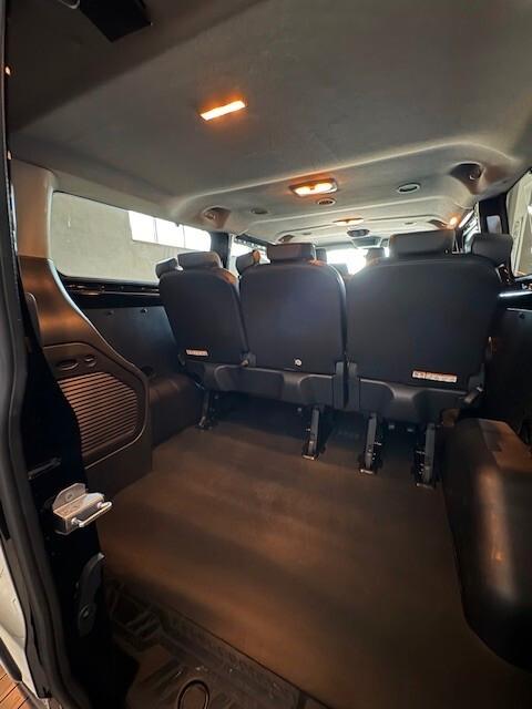NOLEGGIO Ford Transit 9 posti