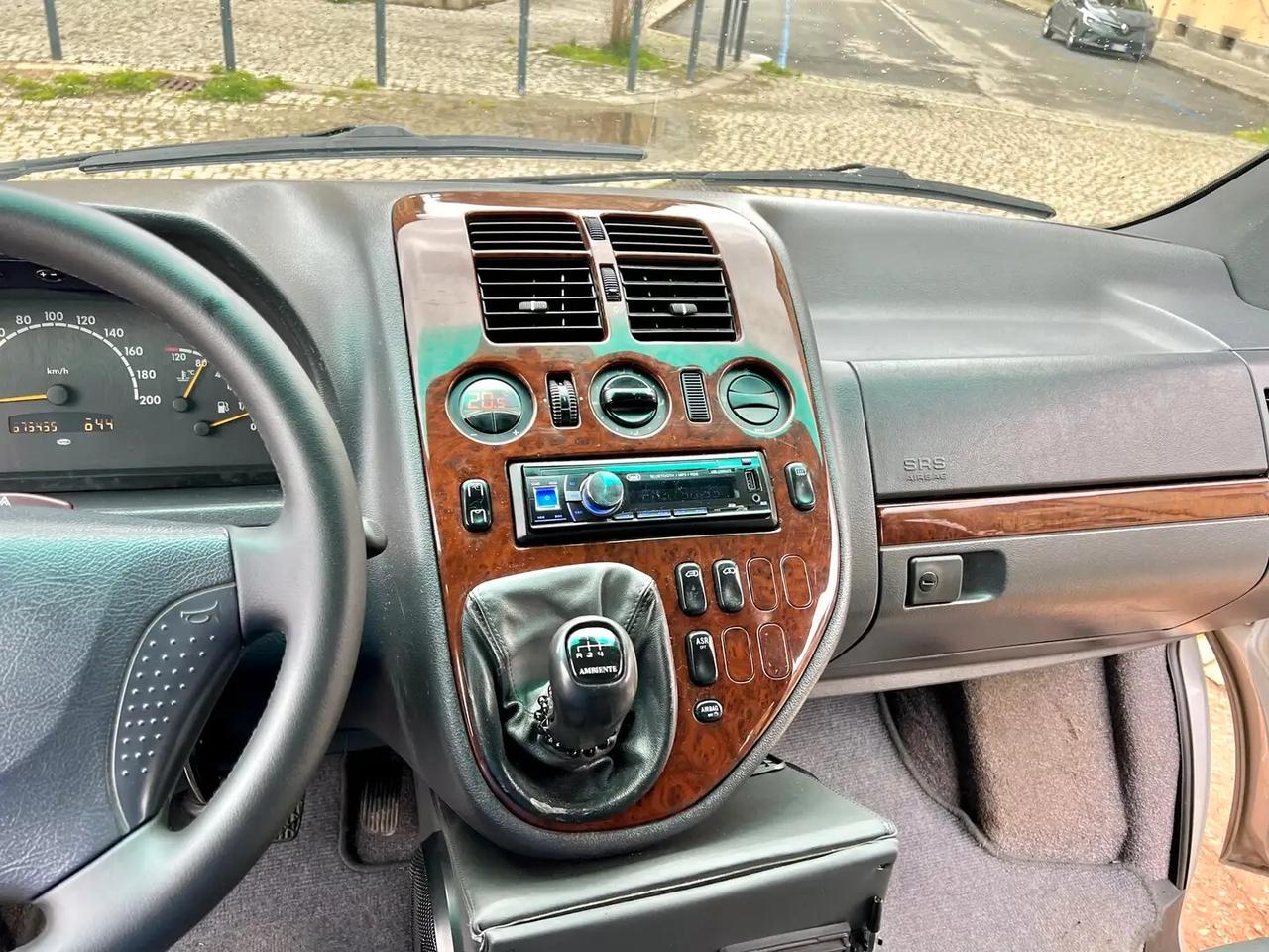 Mercedes-benz V 220 CDI cat Ambiente