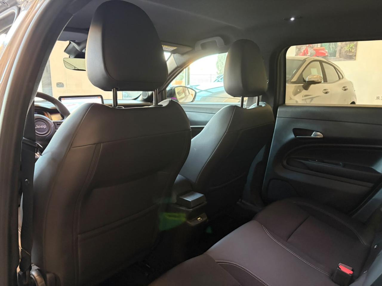 Jeep Avenger 1.2 Turbo 110 CV MHEV DCT Summit