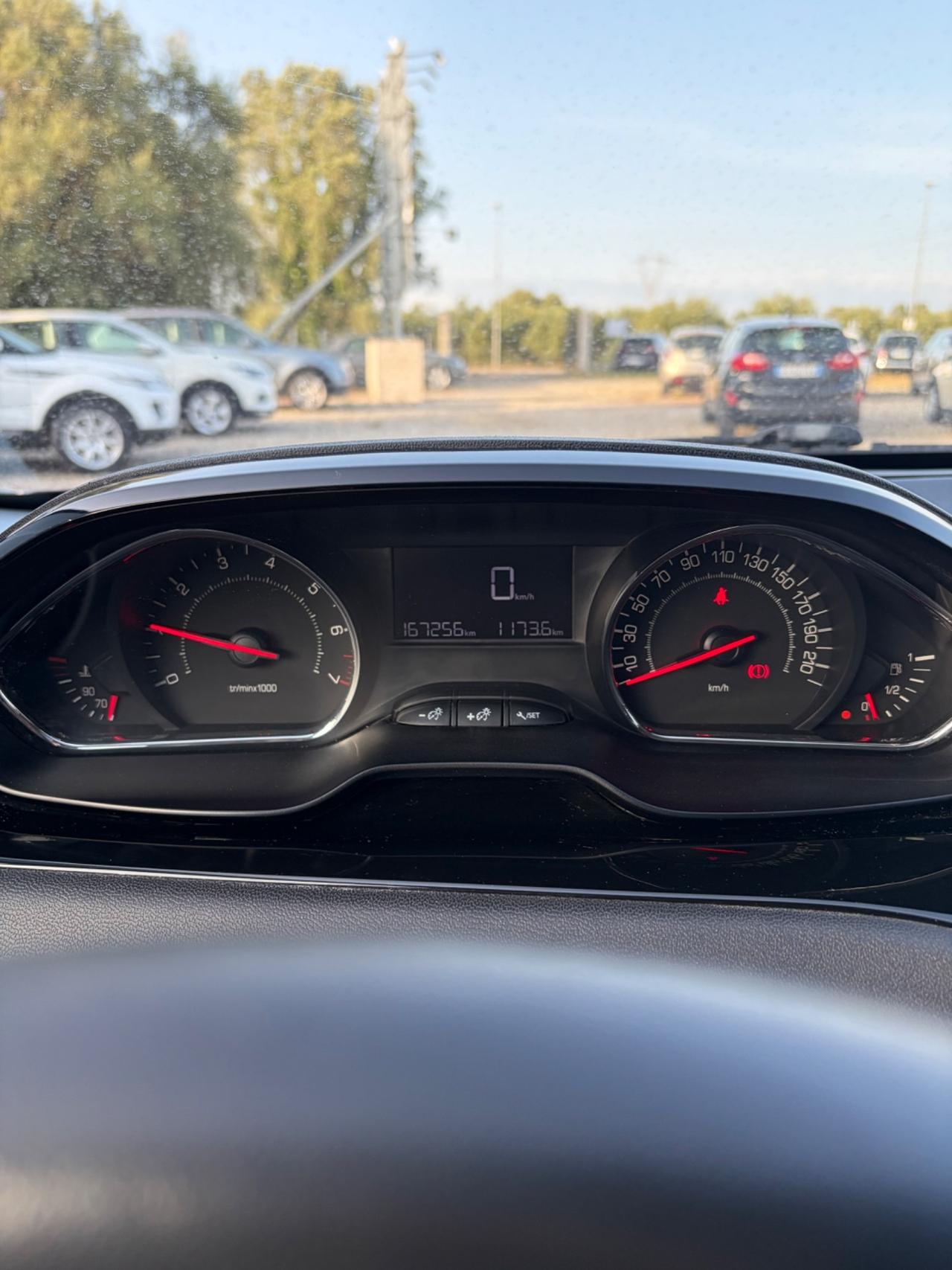 Peugeot 208 1.2 VTi 82 CV 5 porte Allure