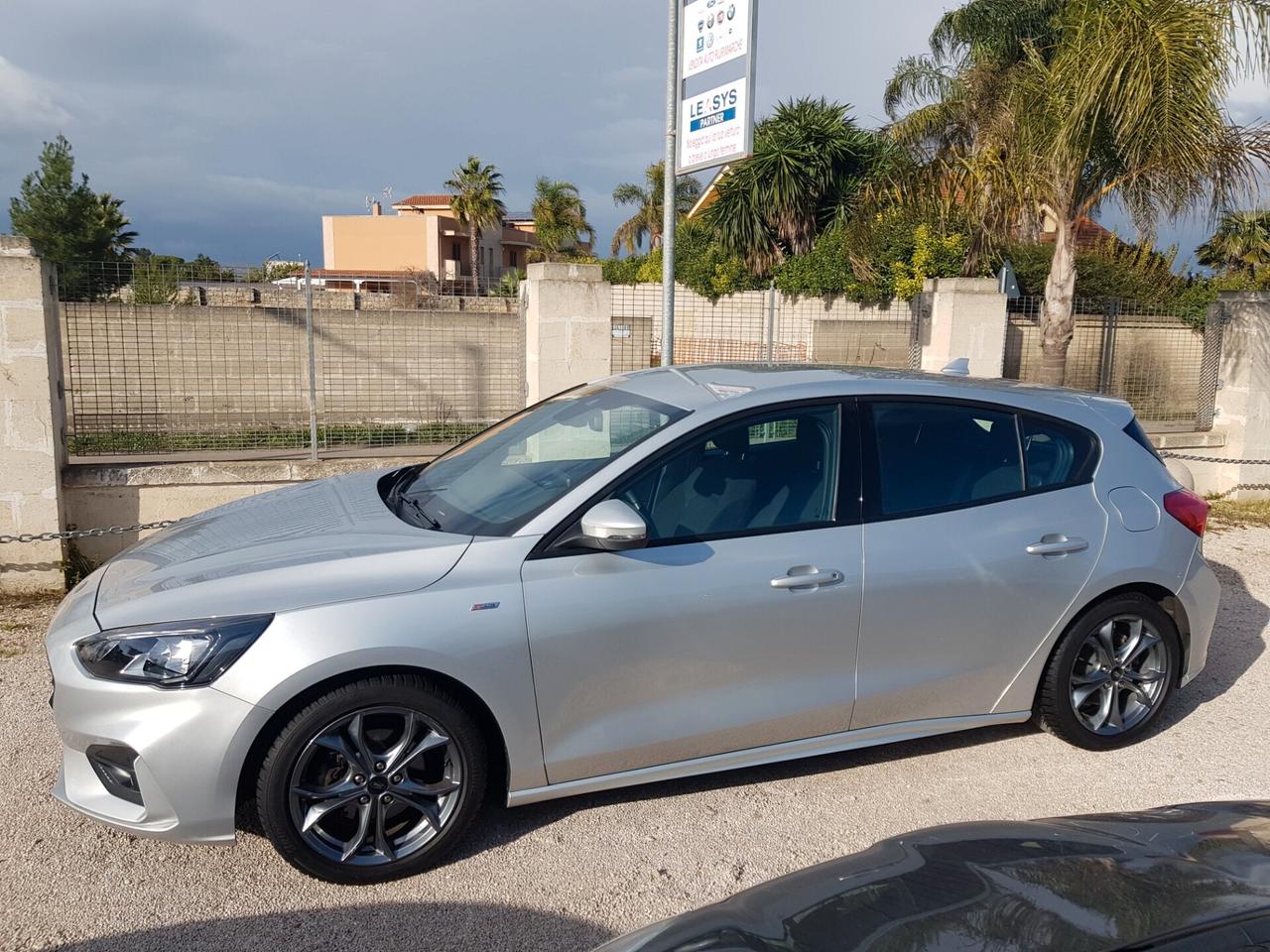 Ford Focus 1.5 EcoBlue 120 CV 5p. ST Line