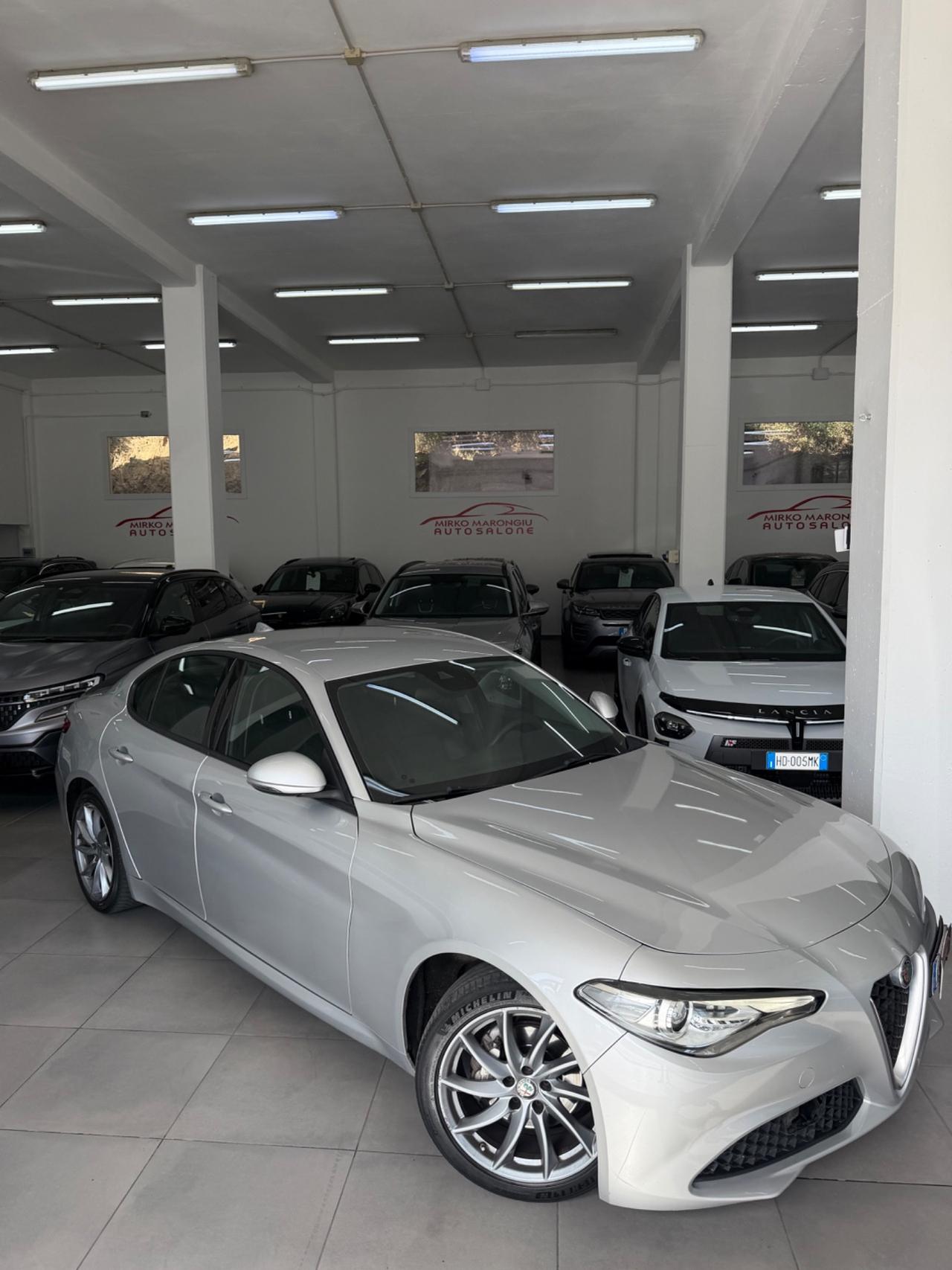 Alfa Romeo Giulia 2.2 160 cv AT8 Super FINANZIABILE