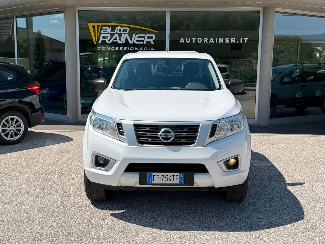Nissan Navara 2.3 dCi 163cv 4WD Double Cab