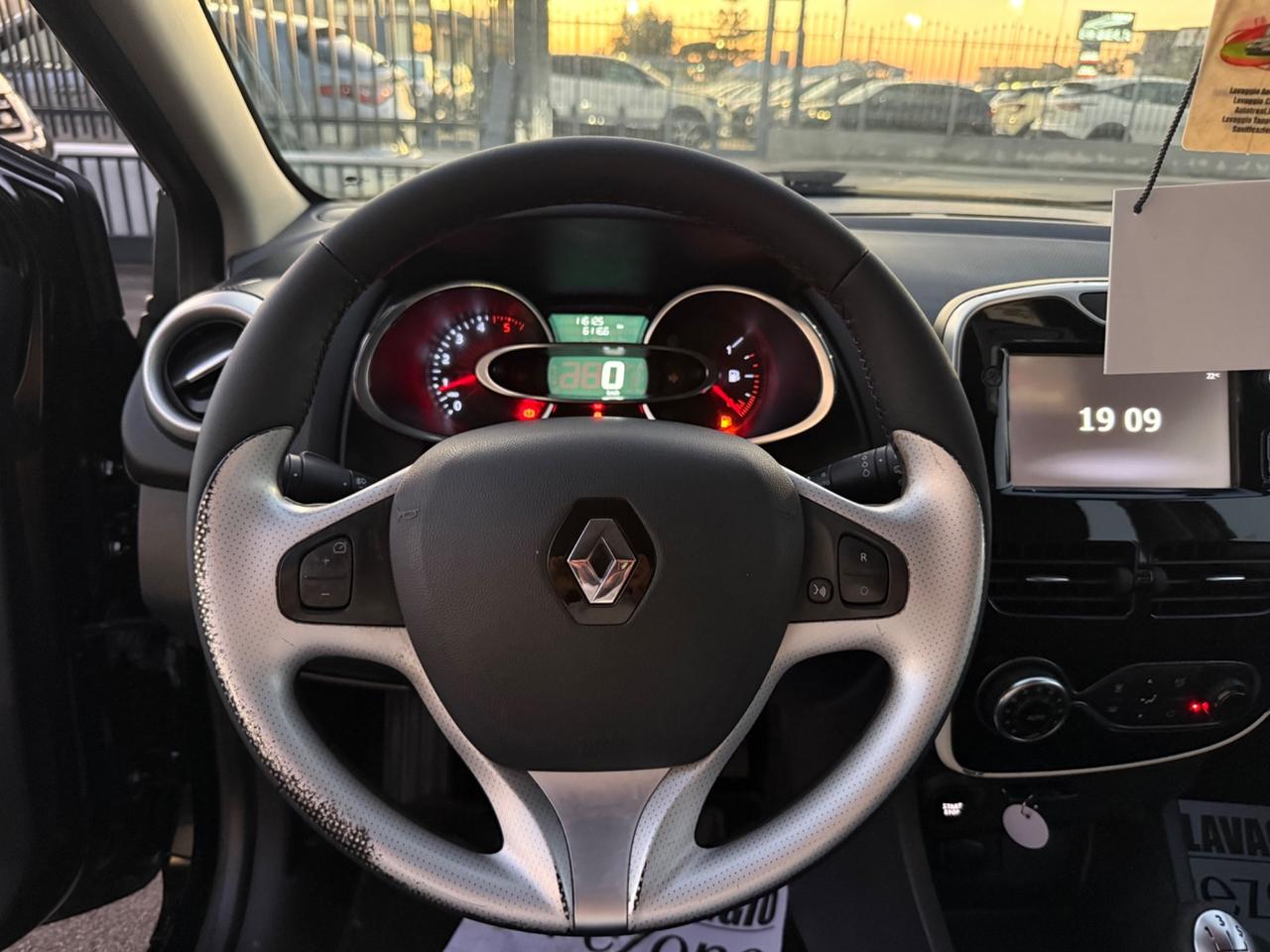 Renault Clio 1.5 dCi 75CV Duel