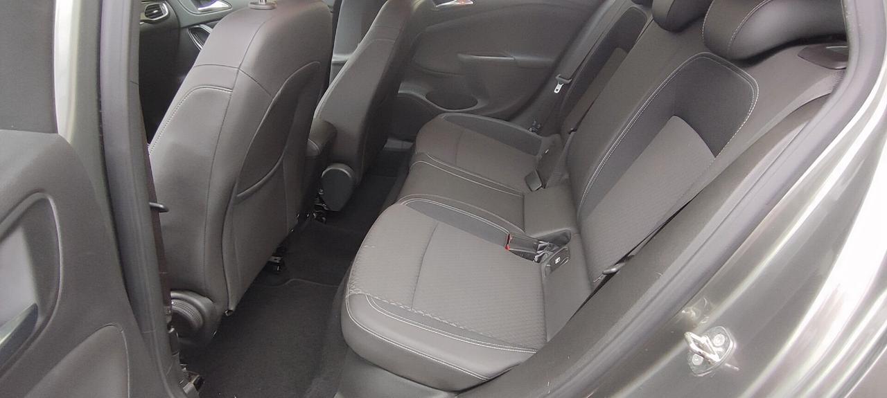 Opel Astra 1.6 CDTi 136CV aut. Sports Tourer Innovation