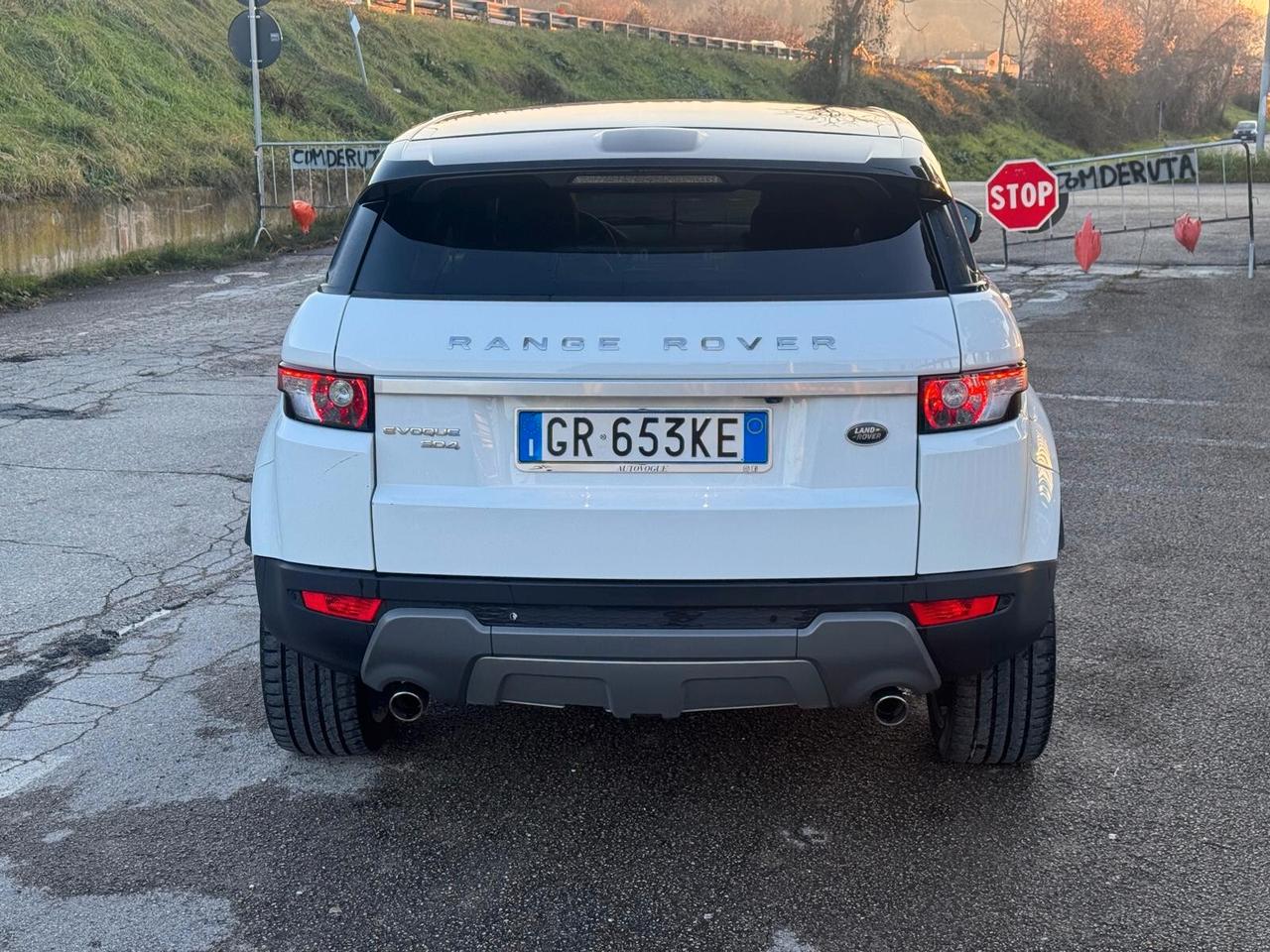 Land Rover Range Evoque 2.2 SD4 5P