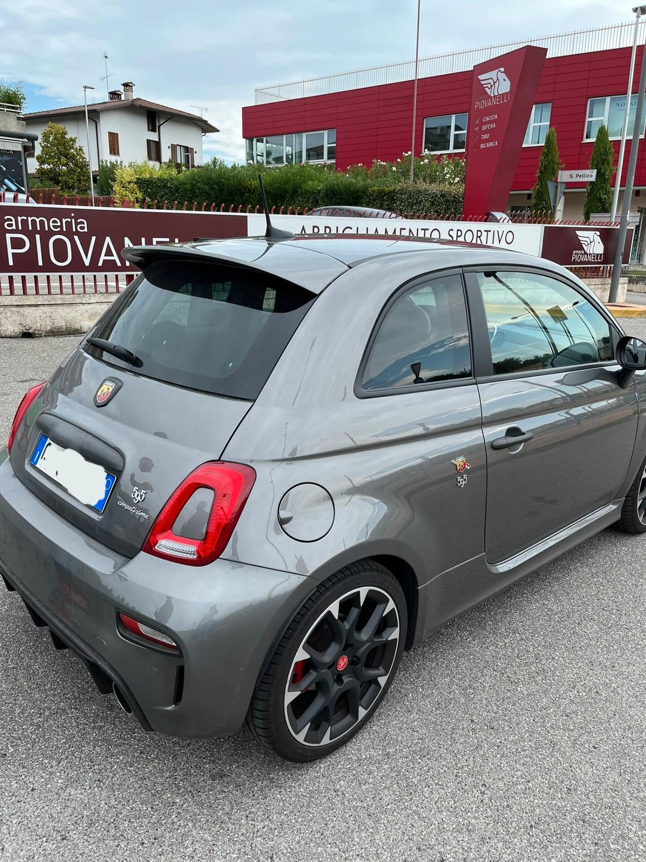 Abarth 595 C 1.4 Turbo T-Jet 180 CV Competizione