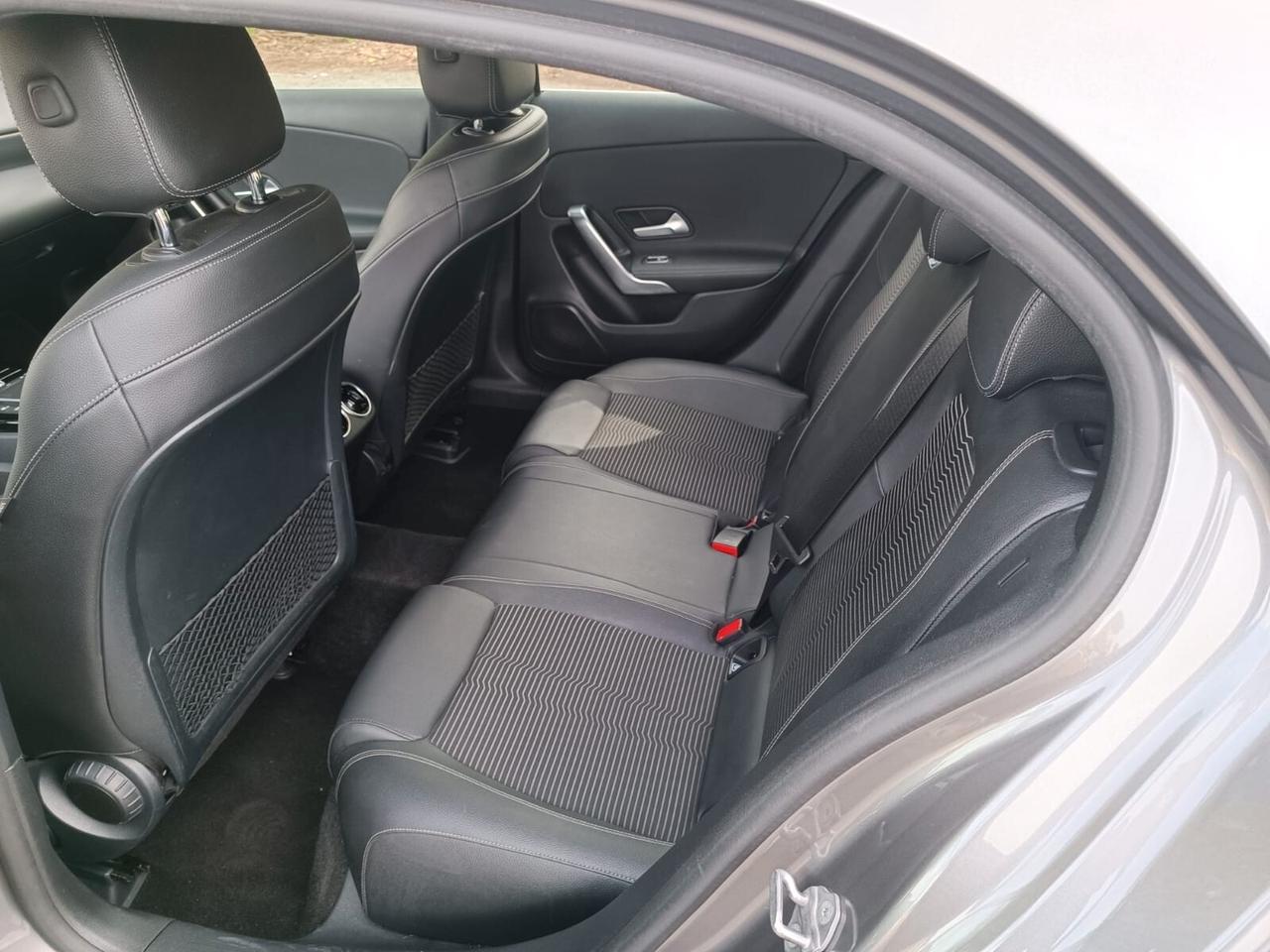 Mercedes-benz A 180 A 180 d Automatic Sport