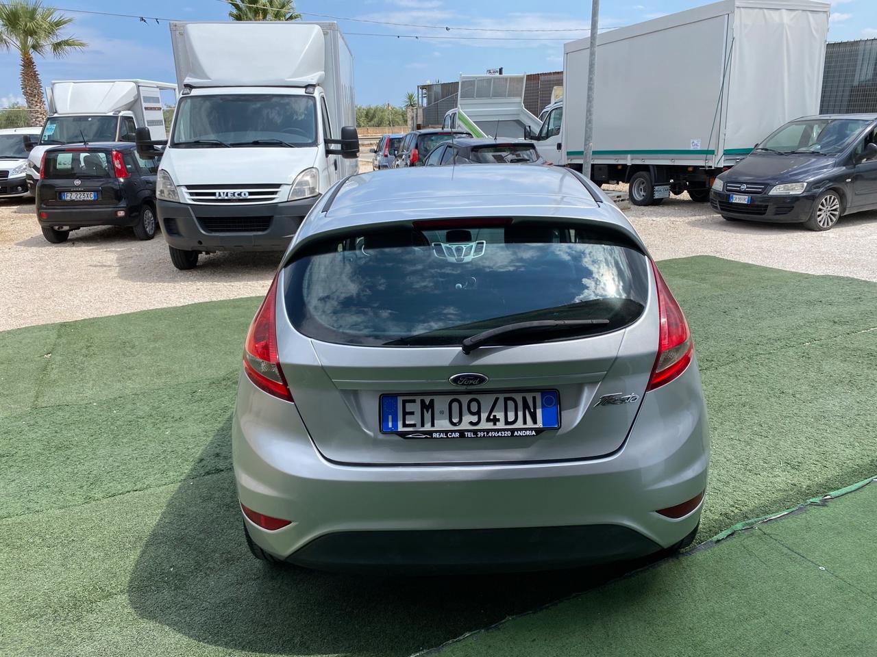 Ford Fiesta 1.4 Diesel 5 Porte Neo Patentati