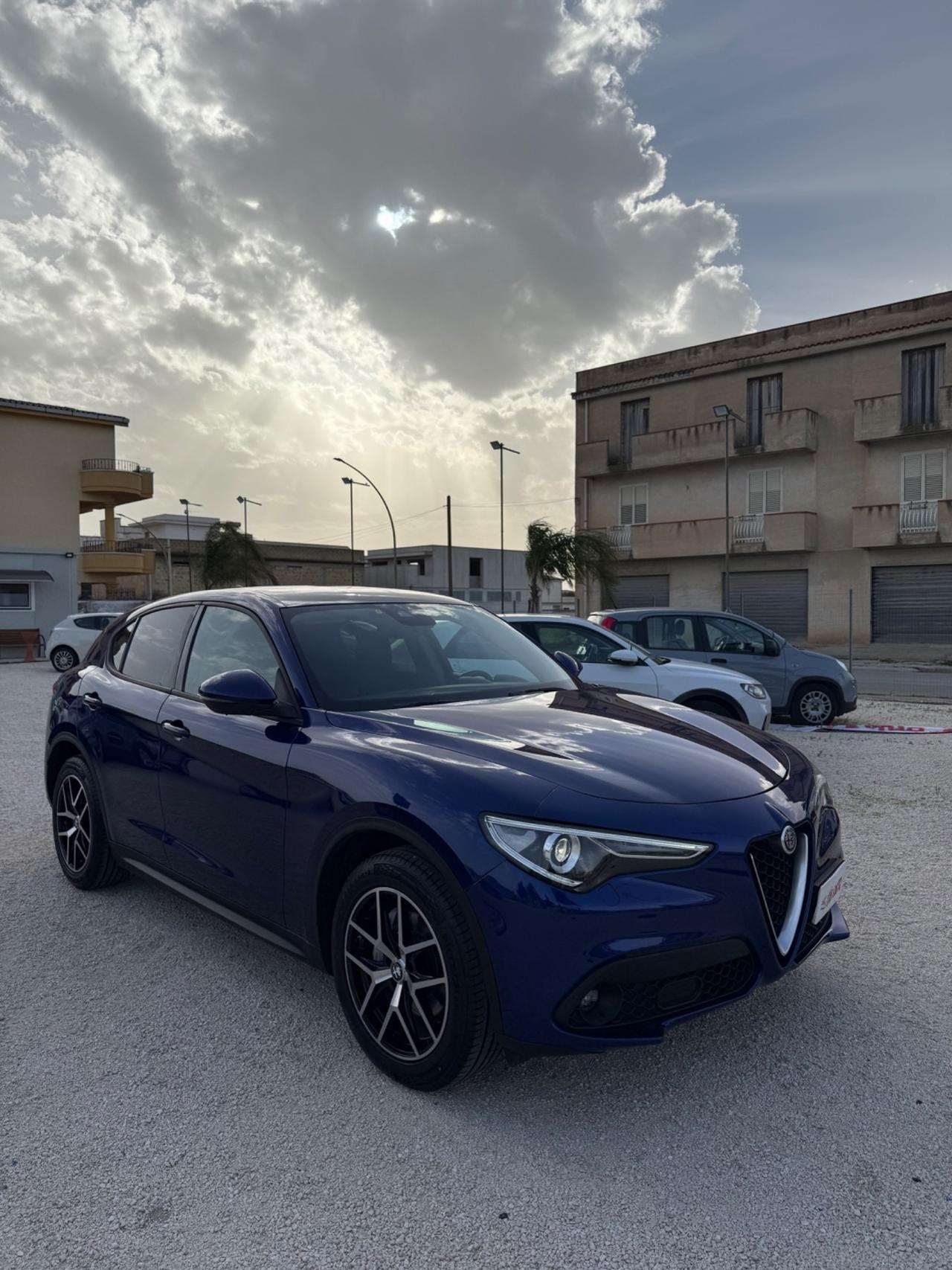 Alfa Romeo Stelvio 2.2 Turbodiesel 190 CV AT8 RWD Executive