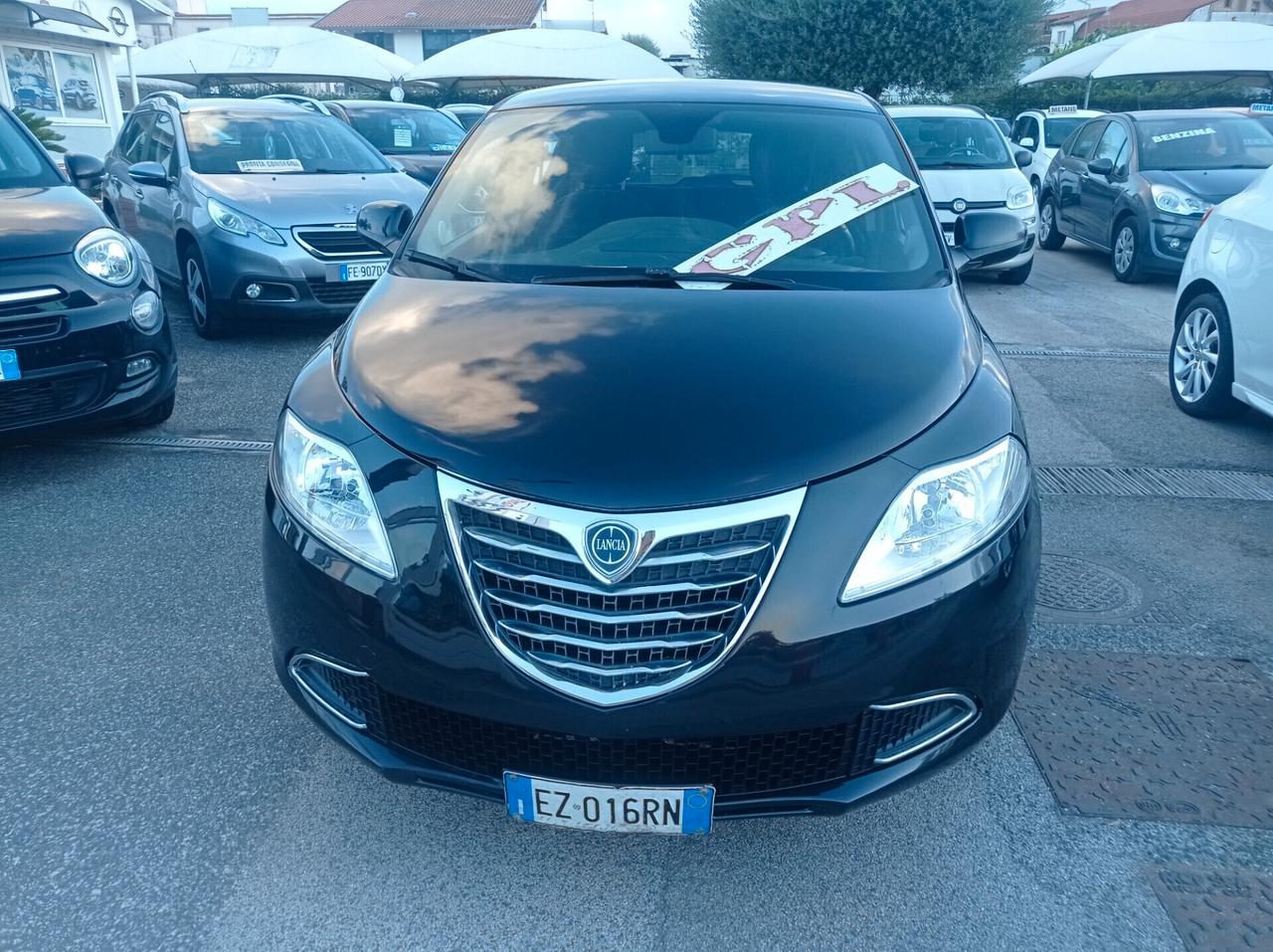 Lancia Ypsilon 1.2 69 CV 5 porte GPL Ecochic Platinum