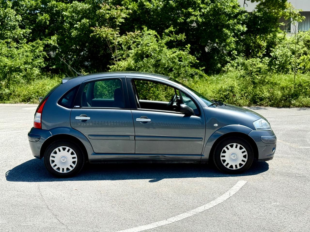 Citroen C3 exclusive 1.1 Benzina 90milaKM NEOPATENTATI
