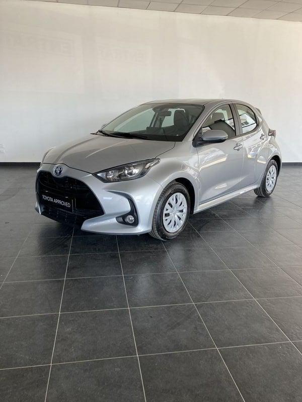 Toyota Yaris Hybrid Active MY22