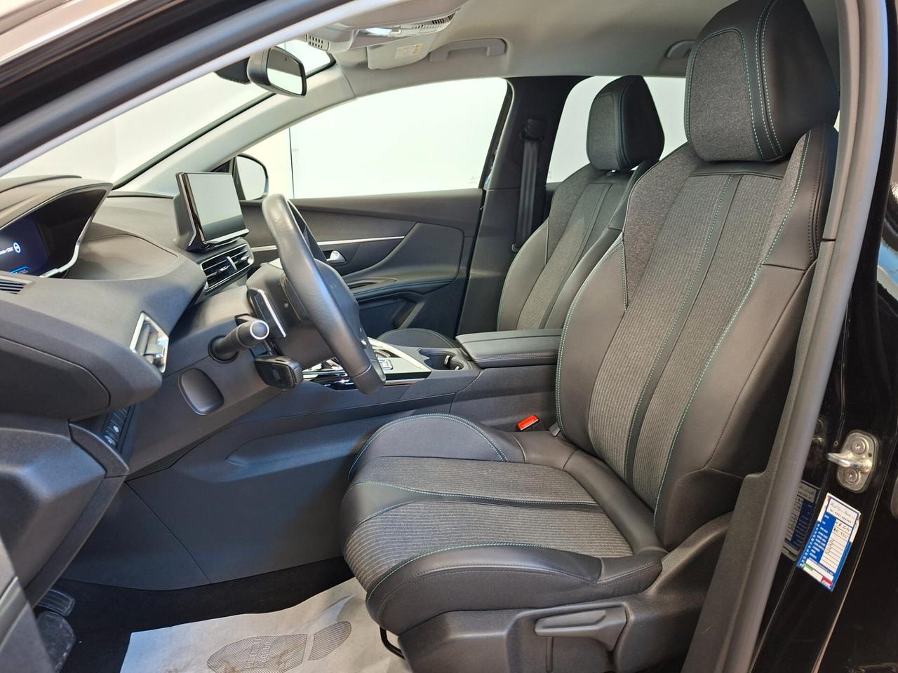 Peugeot 3008 BlueHDi 130 S&S Allure Pack