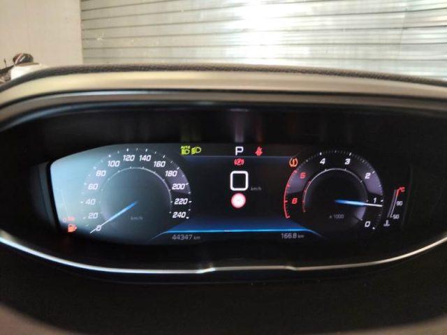 PEUGEOT 3008 BlueHDi 130 S&S EAT8 Allure Pack