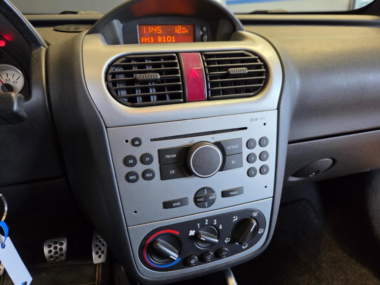 Opel Tigra TwinTop Tigra Twintop 1.3 cdti Enjoy