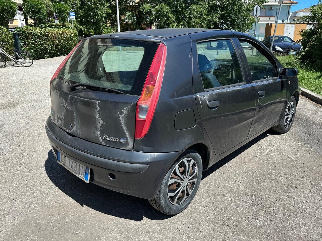 Fiat Punto 1.9 JTD 5 porte neopat bluetooth