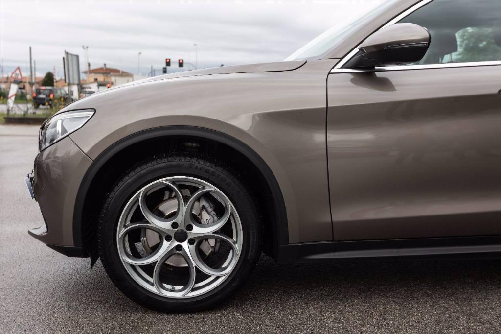 ALFA ROMEO Stelvio 2.2 t Super Q4 210cv auto my19 del 2019