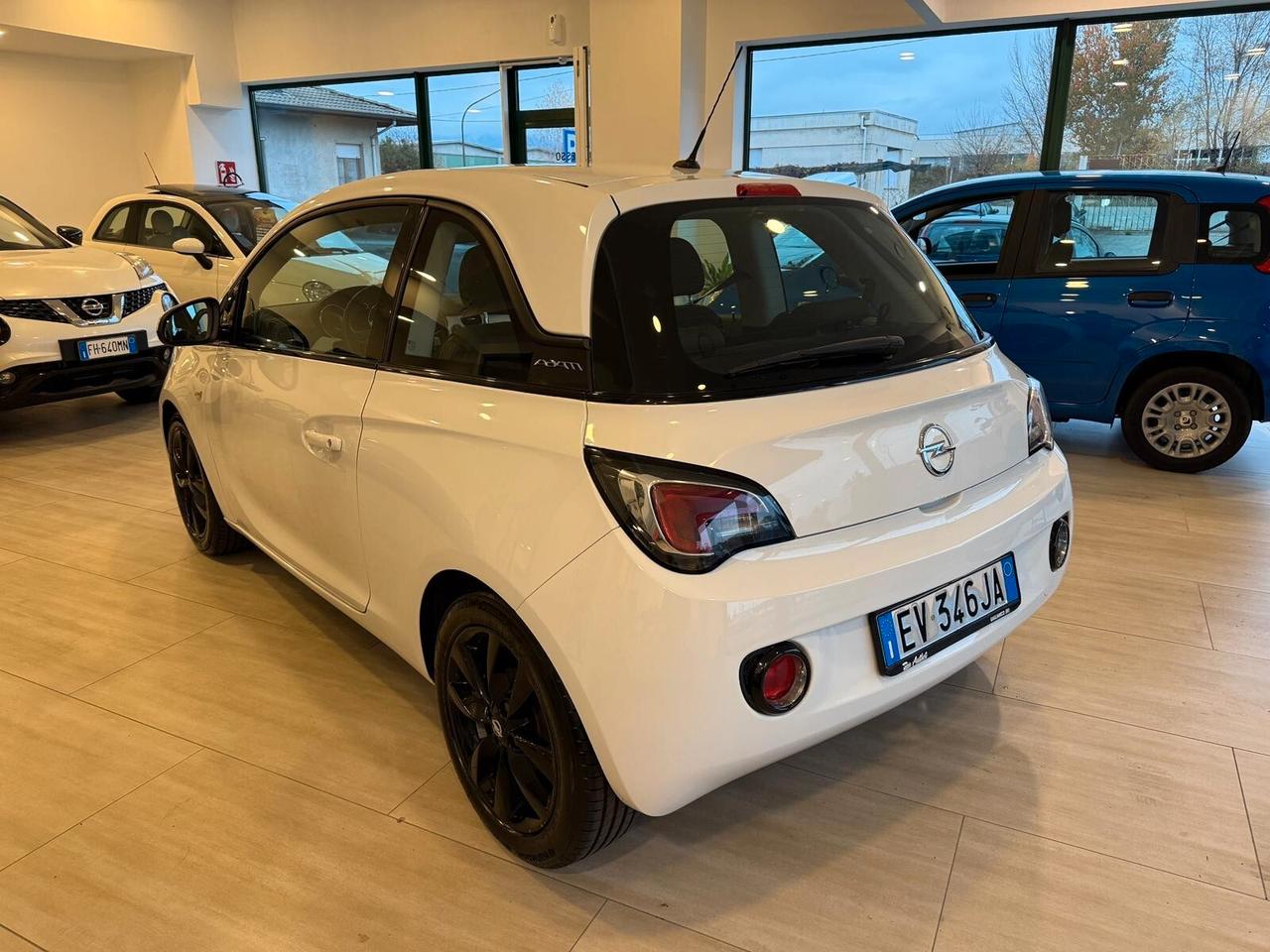 Opel Adam 1.2 70 CV Jam