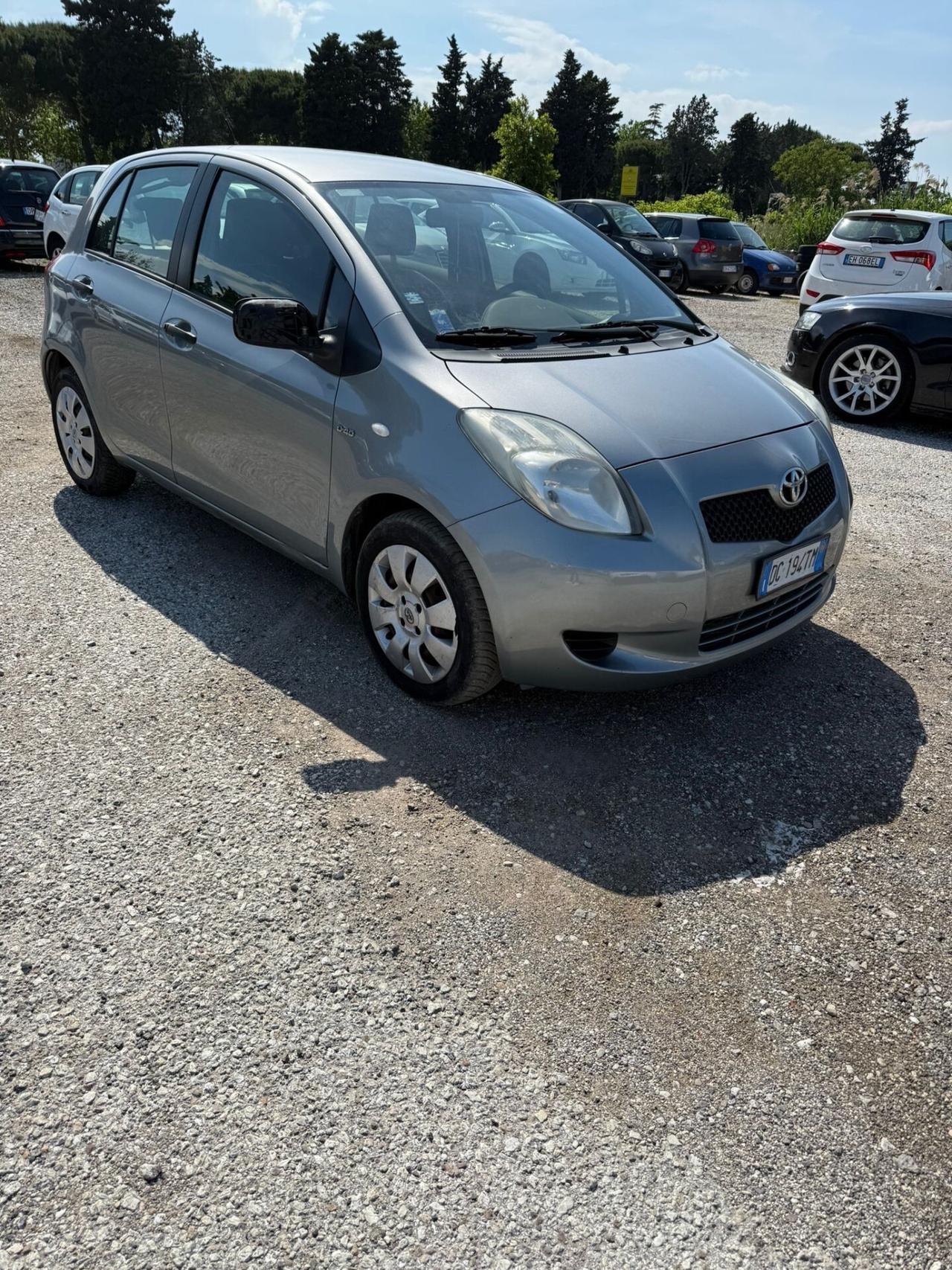 Toyota Yaris 1.4 D-4D 5 porte Sol