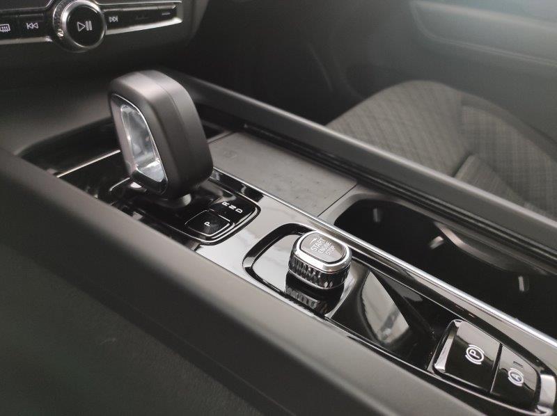 VOLVO XC60 (2017-->) - XC60 B4 (d) automatico Core