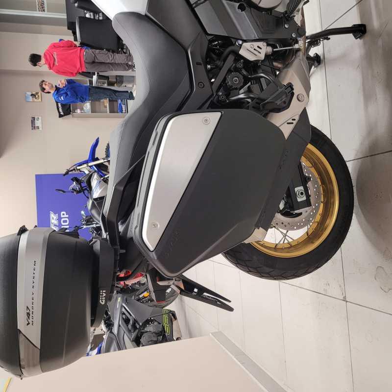 Suzuki V-Strom 650XT - 2021