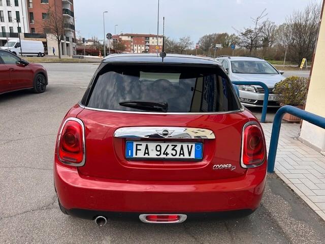 Mini 1.5 Cooper D 5 porte OK NEOPATENTATI TETTO APRIBILE PANORAMA